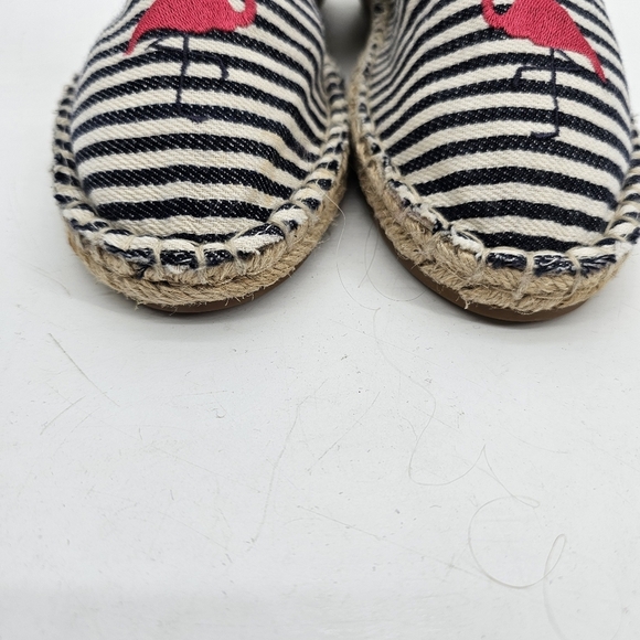 Old Navy Flamingo Chambray Stripe Canvas Espaddilles Womens Size 8 Nwot - Picture 3 of 8